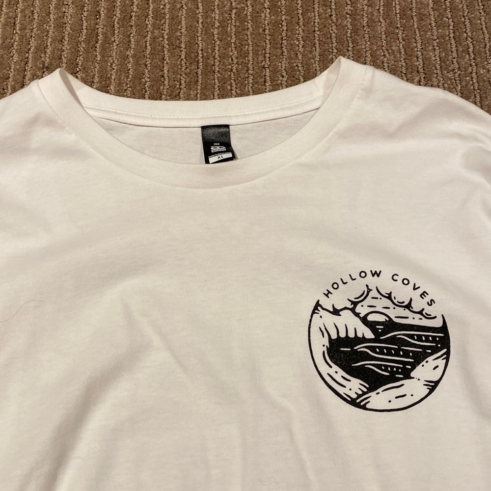 Hollow Coves long sleeve concert tee authentic